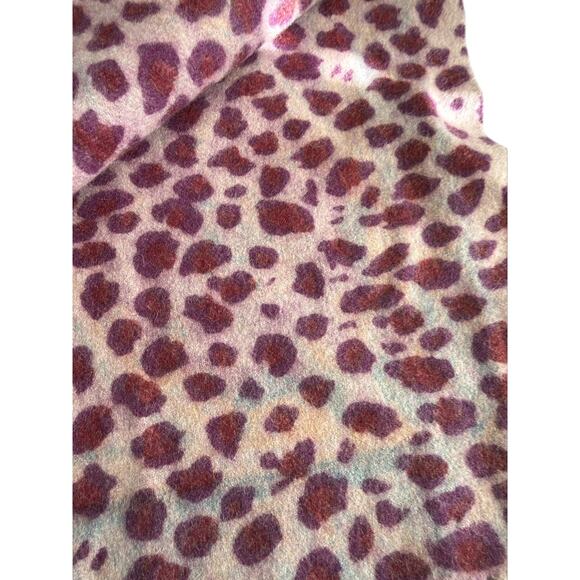 Neiman Marcus Wool Purple Paisley Oversized Reversible Scarf Fringe Women's - Picture 4 of 7